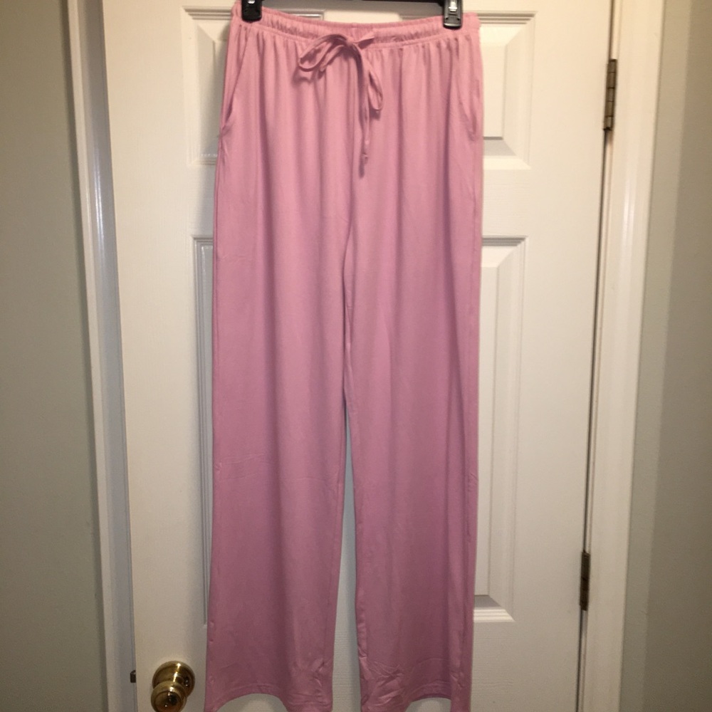 NWOT Loungewear Pants With Elastic Waistband